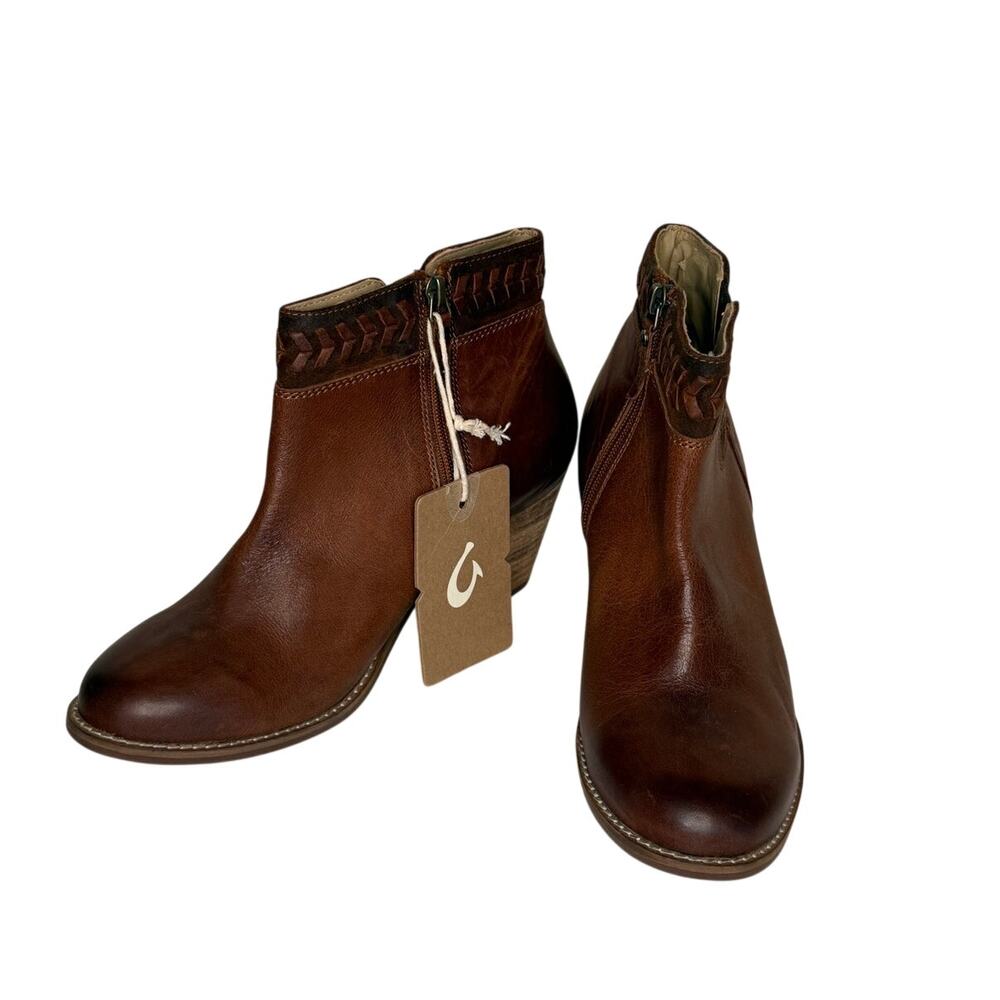 OluKai Kamahoi Ankle Booties Sz 8 NWT